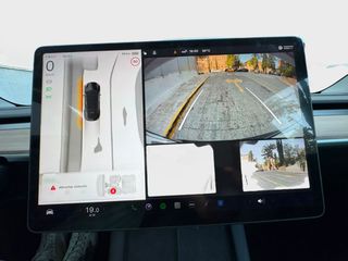 Tesla Model Y GRAN AUTONOMIA 4WD - IVA Deducible