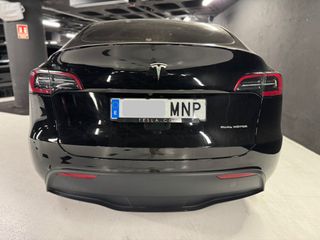 Tesla Model Y GRAN AUTONOMIA 4WD - IVA Deducible