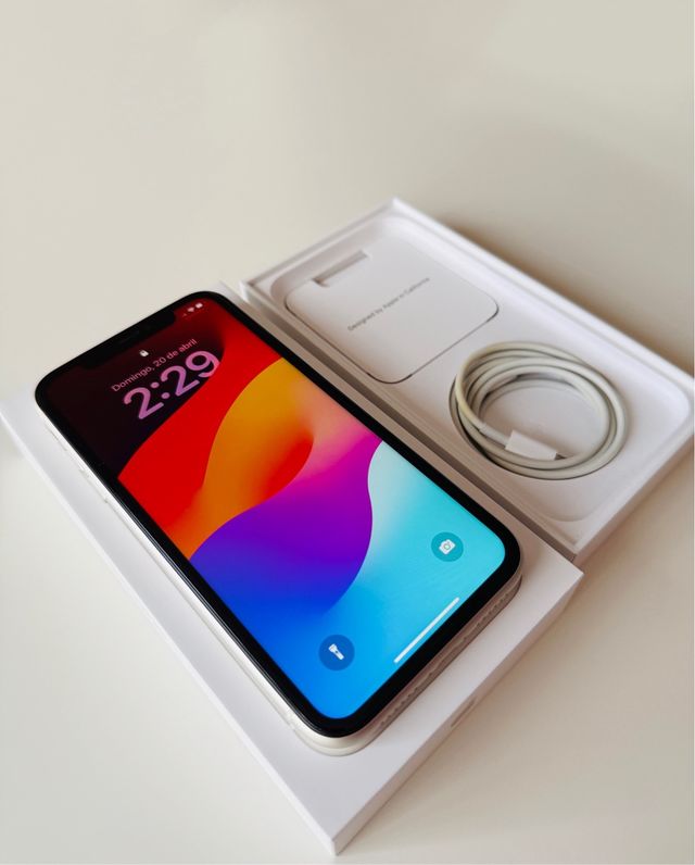 ¡REBAJADO HOY! ESTADO IMPECABLE ** iPhone 11 128GB