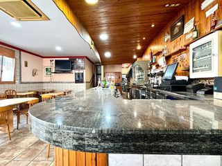 Local comercial en venta en Les Arenes - La Grípia  Can Montllor en Terrassa