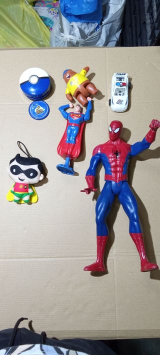 Lote de figuras de acción para niños