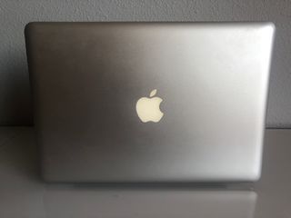 MacBook Pro 13' 2010 - Plata