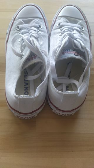 Converse blancas clásicas