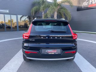 VOLVO XC40 D3 MOMENTUM 150 CV