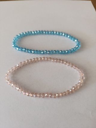 2 Braccialetti-elastico e perline di bigiotteria