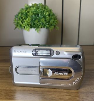 Fujifilm FinePix A340 - 4MP