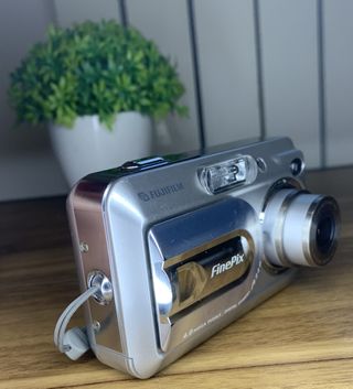 Fujifilm FinePix A340 - 4MP