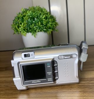 Fujifilm FinePix A340 - 4MP