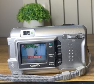 Fujifilm FinePix A340 - 4MP