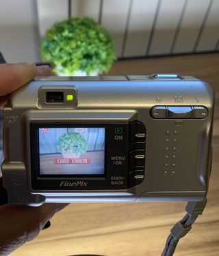 Fujifilm FinePix A340 - 4MP