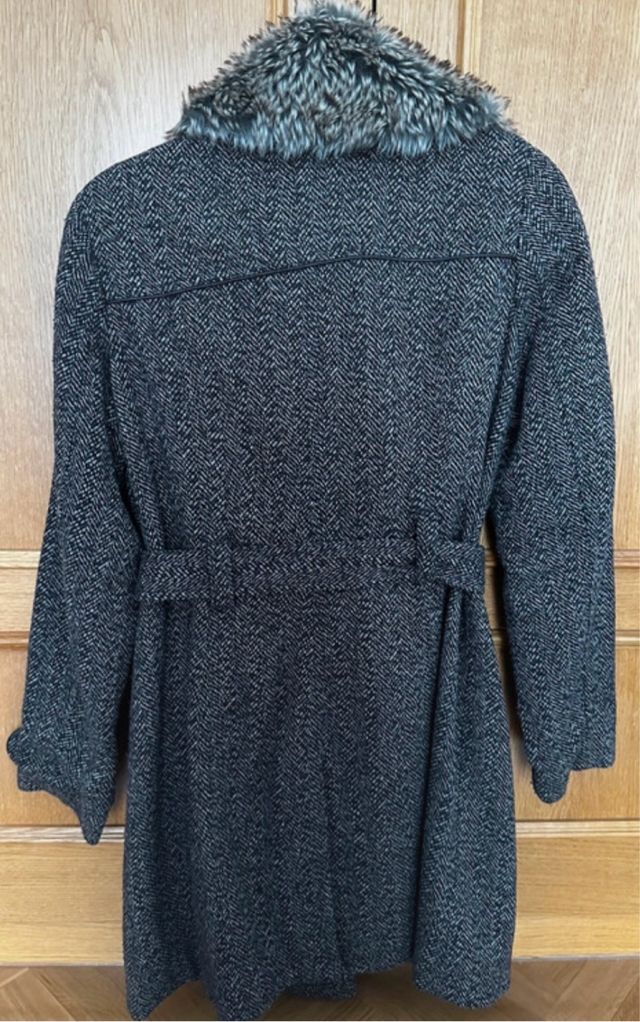 Abrigo marrón-gris, talla M