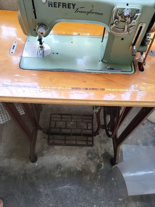 Máquina coser Refrey Transforma