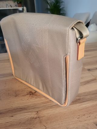 Bolso bandolera Louis Vuitton beige