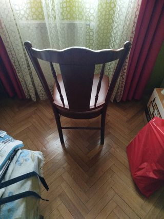 Silla madera marrón - asiento cuero