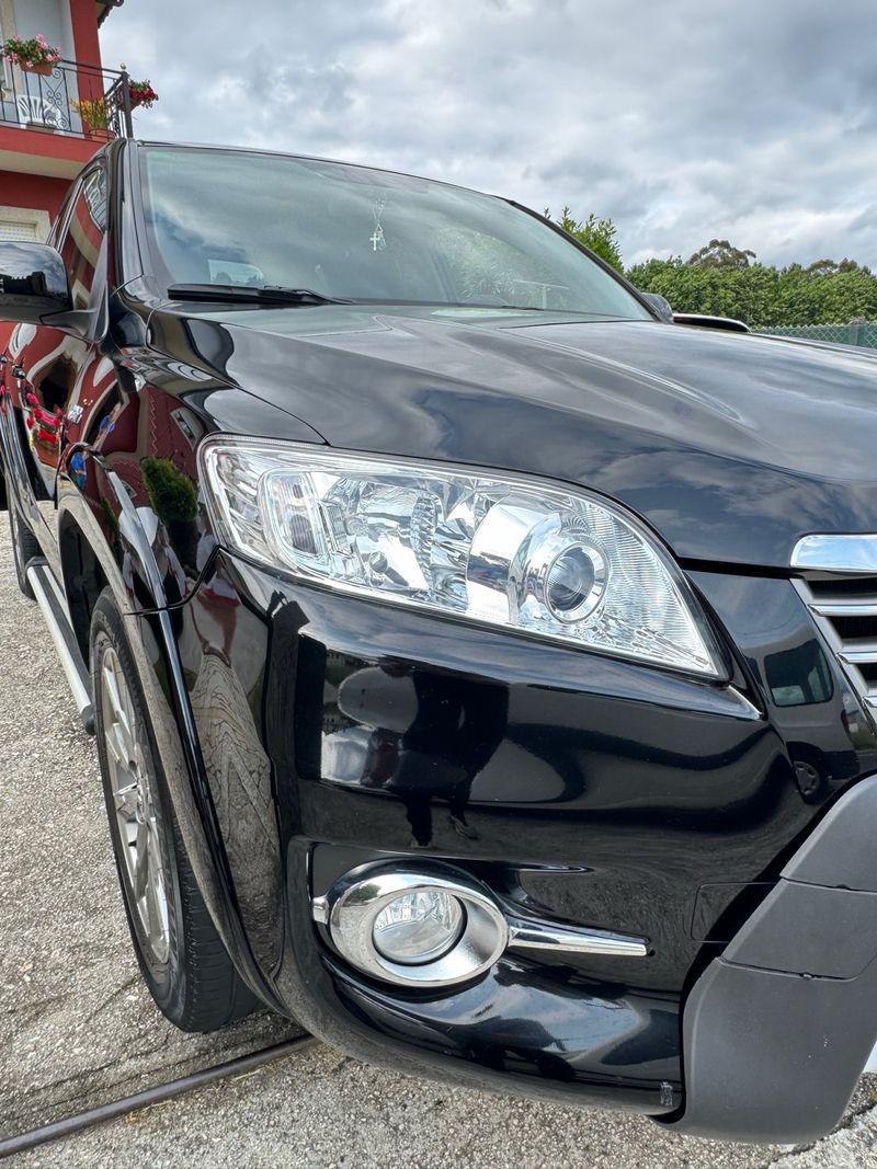 Toyota RAV4 Executive crossport 4x4 - foto 1