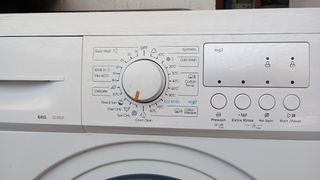 Lavadora Qilive 6 kg blanca