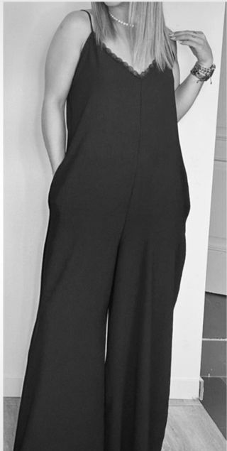 Mono negro lencero