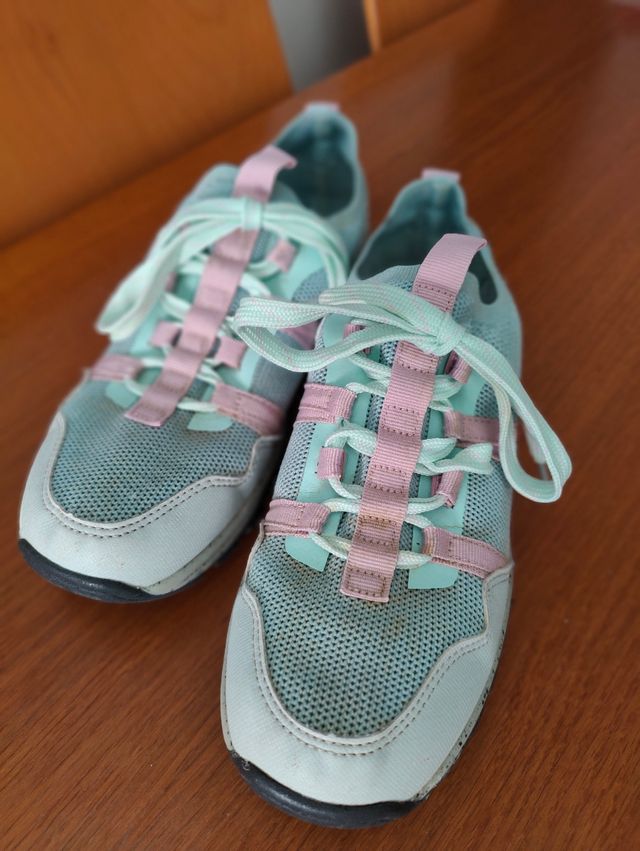 Zapatillas montaña talla 38