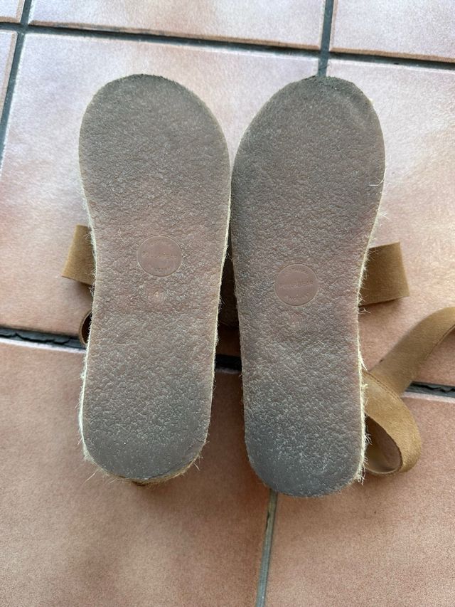 Alpargatas Pull&Bear marrón, talla 41