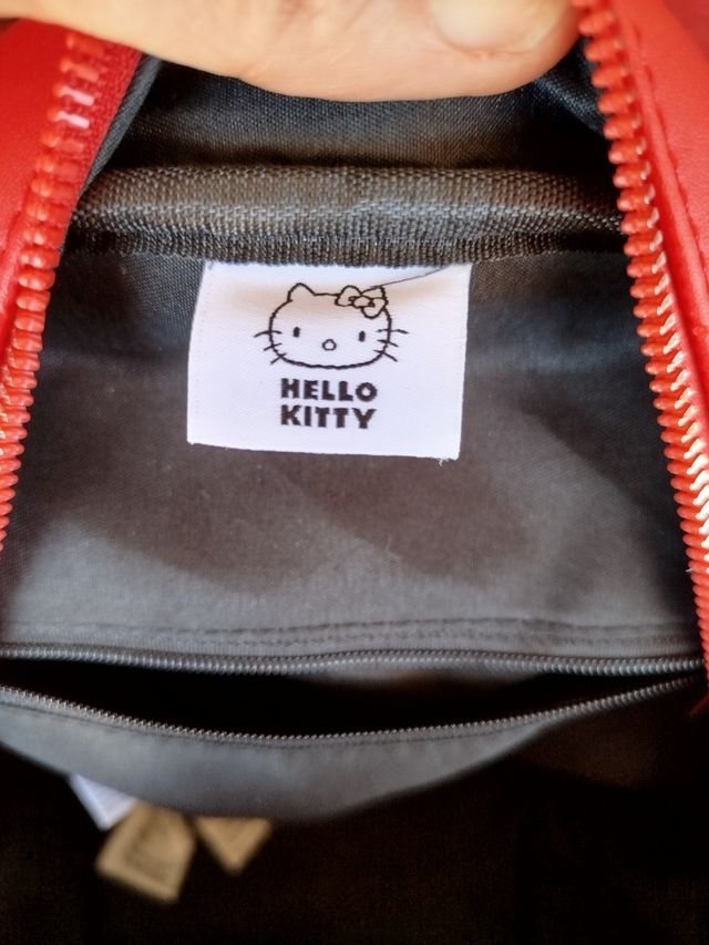 Mochila Hello Kitty roja mini