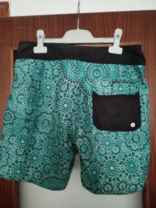 Bañador Billabong niño - Verde azulado.Talla 11-12