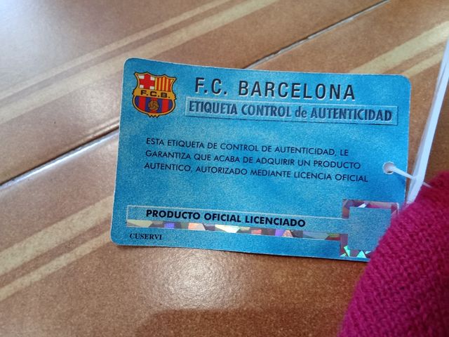 Cama individual metálica con somier de madera