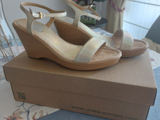 Sandalias UNISA Plataforma 38
