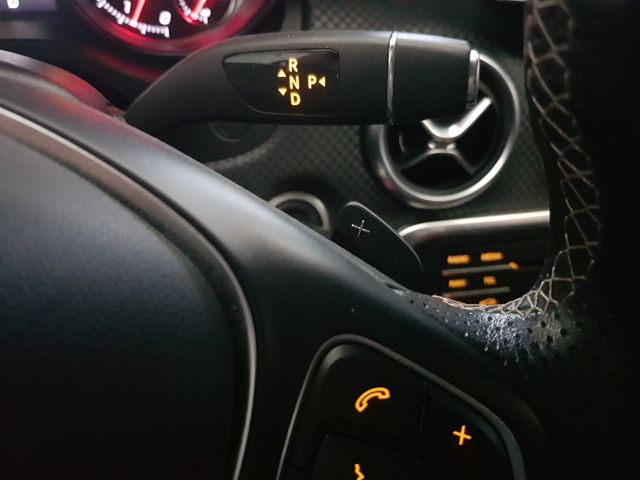 Mercedes-Benz Clase A 180d