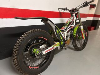 Moto Trial Vertigo Icehell 300