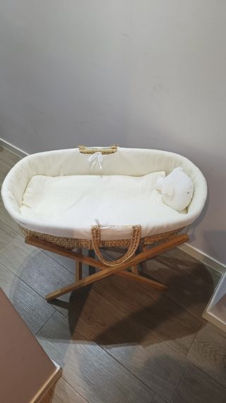 Cuna mimbre Moisés bebé