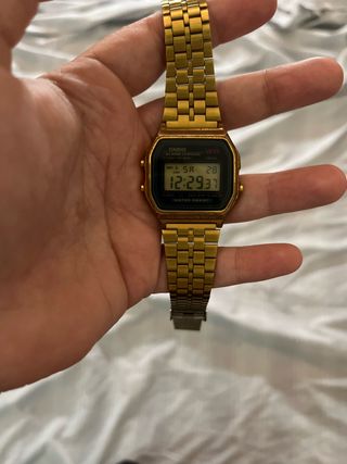 Reloj Casio dorado vintage