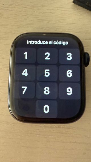 Apple Watch Serie 7 (45mm) - Negro + celular. 