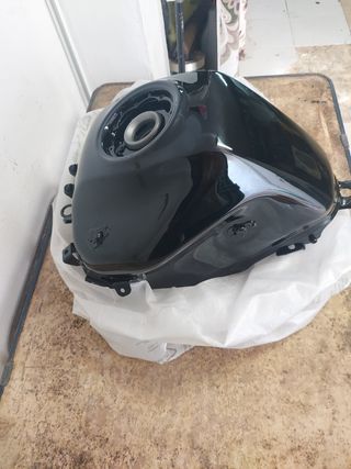 Depósito Combustible Moto KTM Duque 125cc año 2020