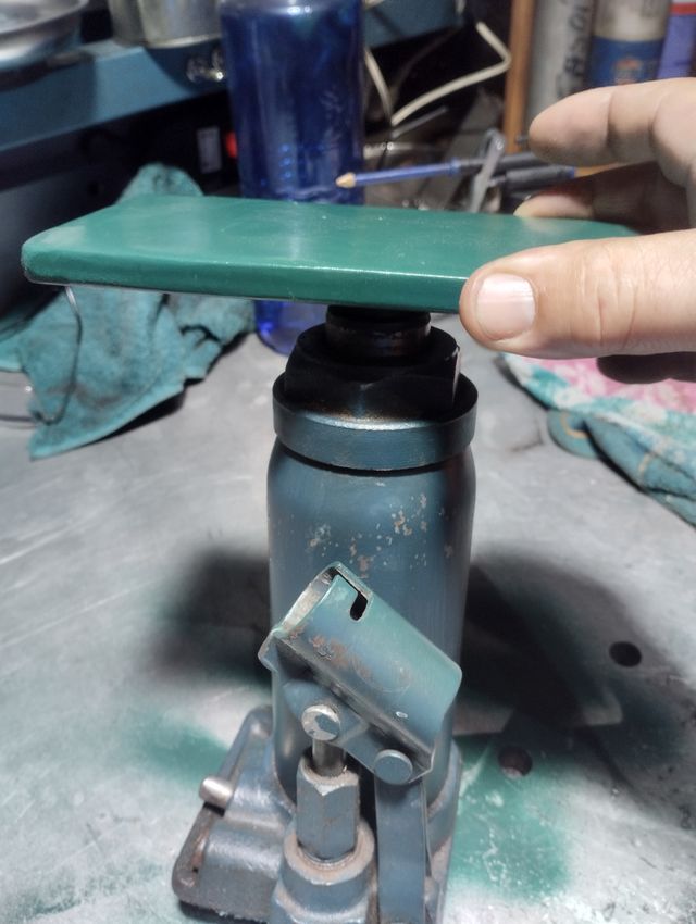 Gato Hidráulico - Elevador 6 .tn.