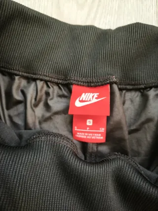 Pantalón Nike negro Vintage
