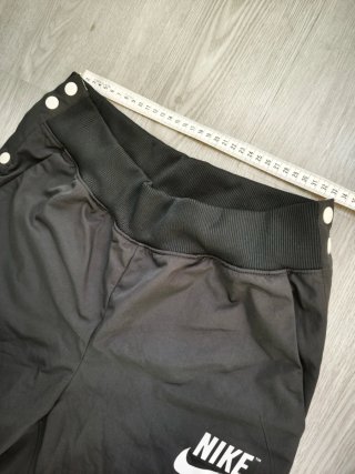 Pantalón Nike deportivo negro Vintage