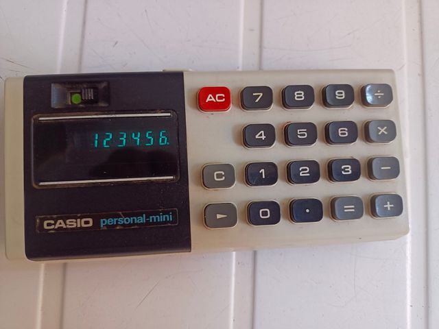 Casio Personal-Mini: Calculadora Vintage