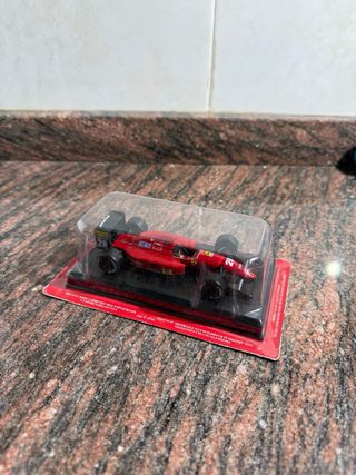 Minicohe Ferrari F92A - Capelli