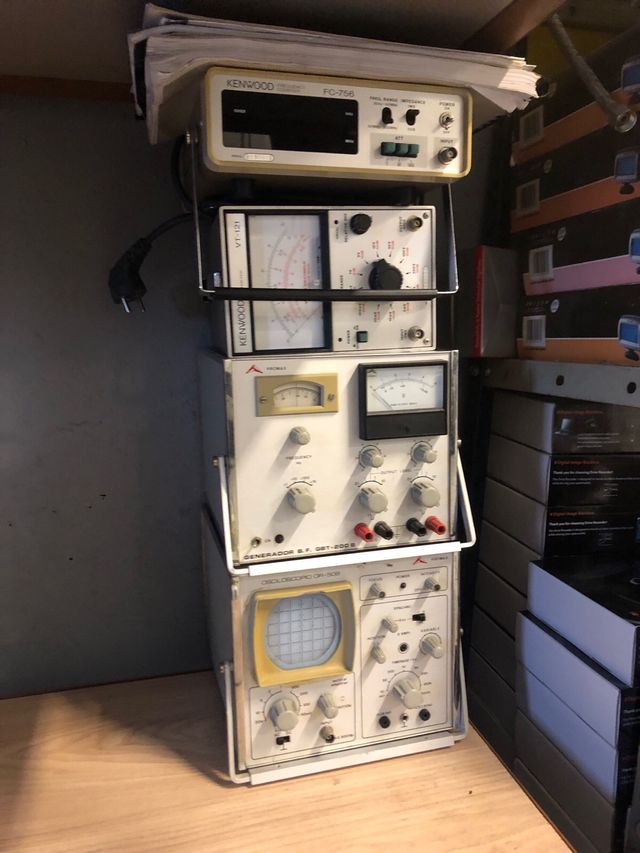 Oscilloscopio PROMAX + Electrónica