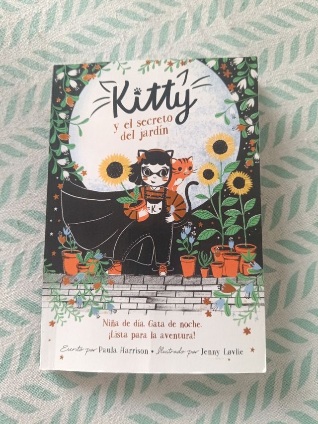Kitty y el secreto del jardín (=^Kitty^=)
