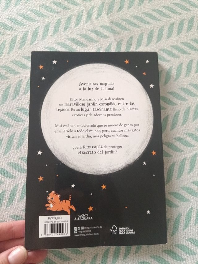 Kitty y el secreto del jardín (=^Kitty^=)