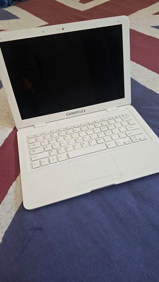 Portátil Omega blanco