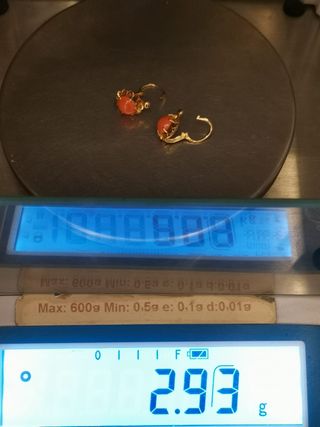 Pendientes oro 18k coral