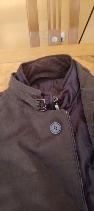 Gabardina marrón hombre