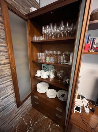 Vitrina madera - Mueble salón 
Ultimo precio