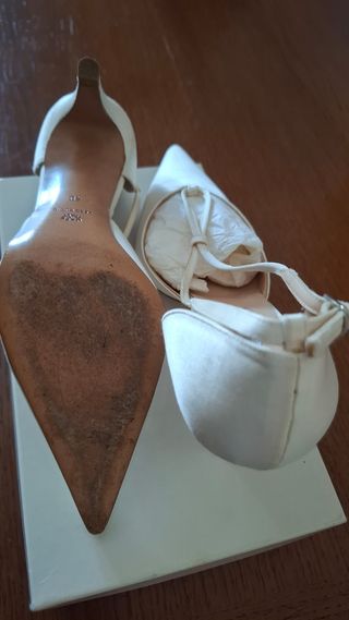 Scarpe raso bianco n.40 tacco cm.9