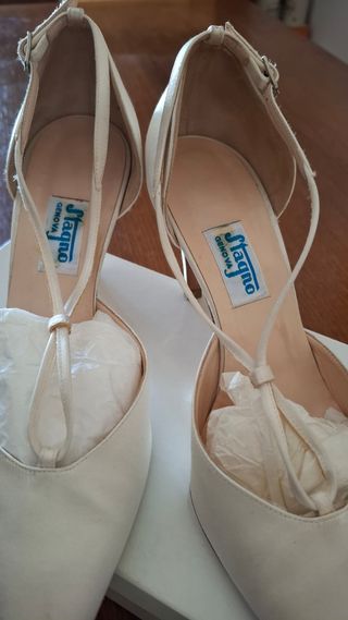 Scarpe raso bianco n.40 tacco cm.9