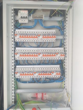 Electresista y instalador de aire acondicionado