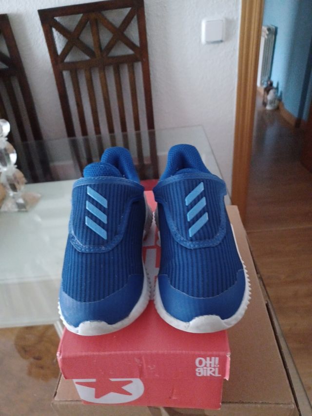 Zapatillas azul # 23 como nuevo por 15€