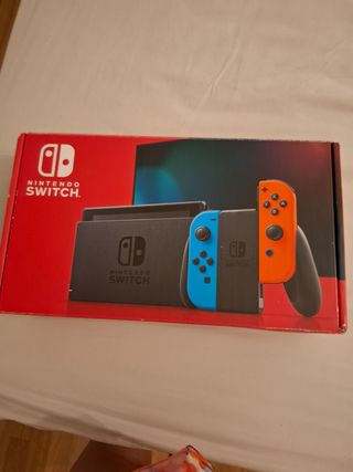 Nintendo Switch roja y azul
